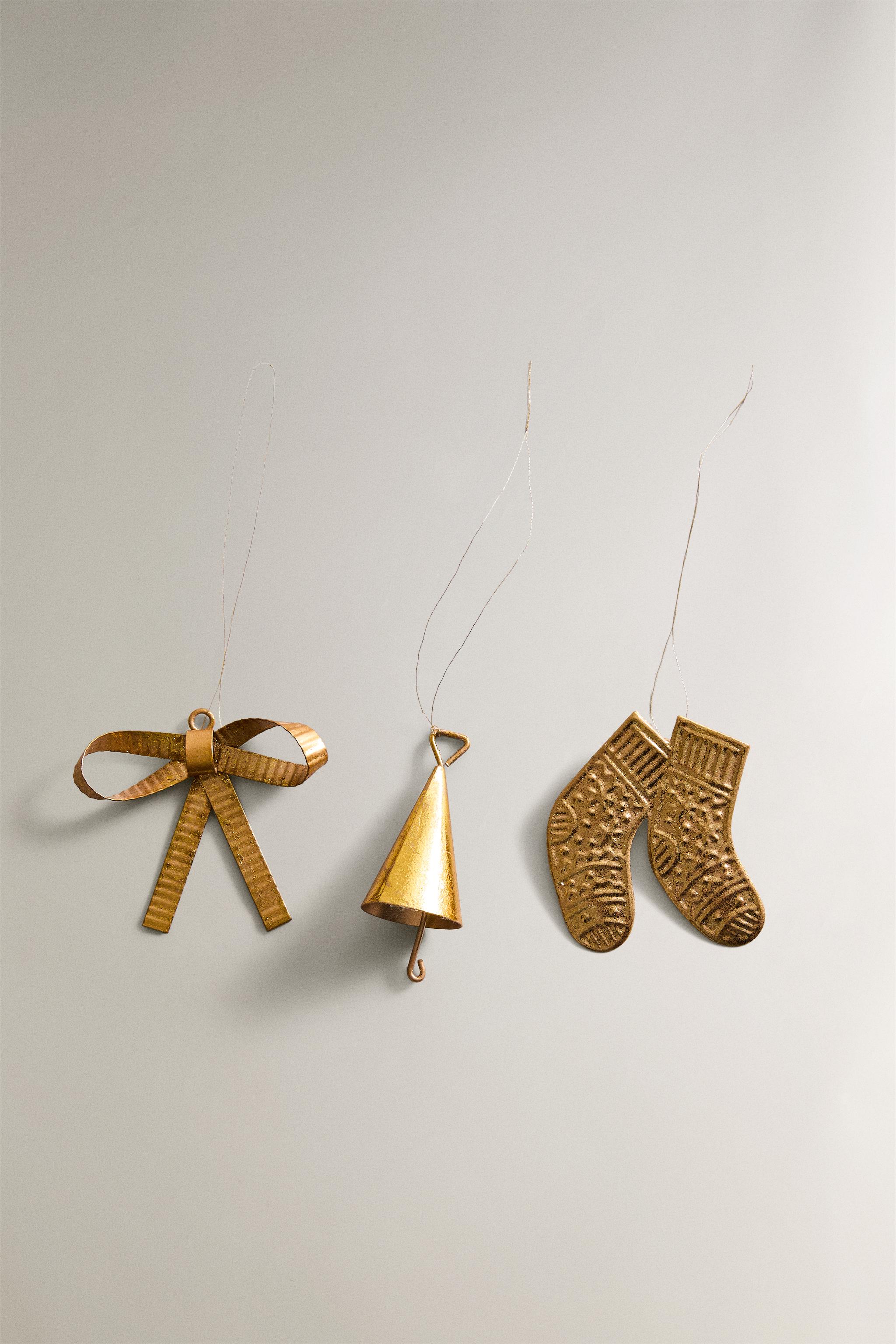 SET OF CHRISTMAS ACCESSORY METAL GIFT ORNAMENTS (SET OF 3)